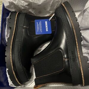 Birkenstock Women’s Black Leather Chelsea Boots